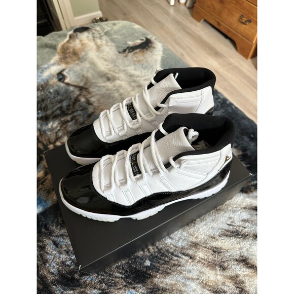 Air Jordan 11 Retro DMP Gratitude Sneakers Size 11 - Picture 2 of 12
